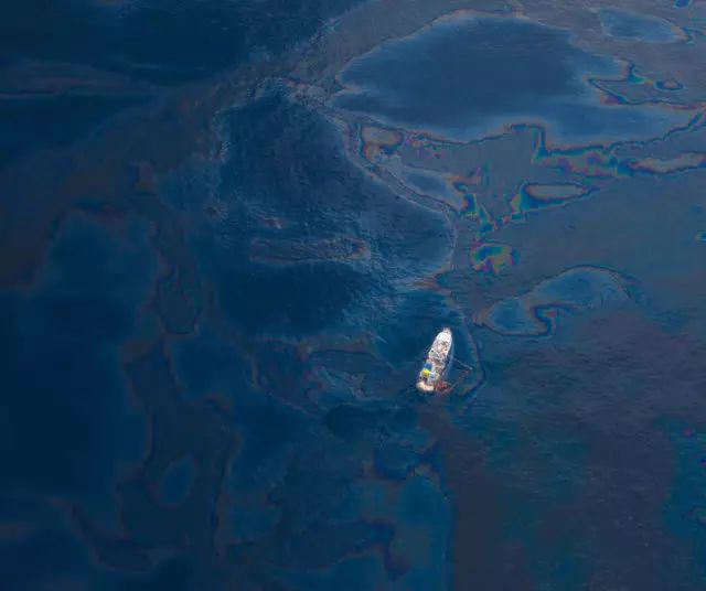 英国石油公司BPBOB海上钻井平台再发漏油事故